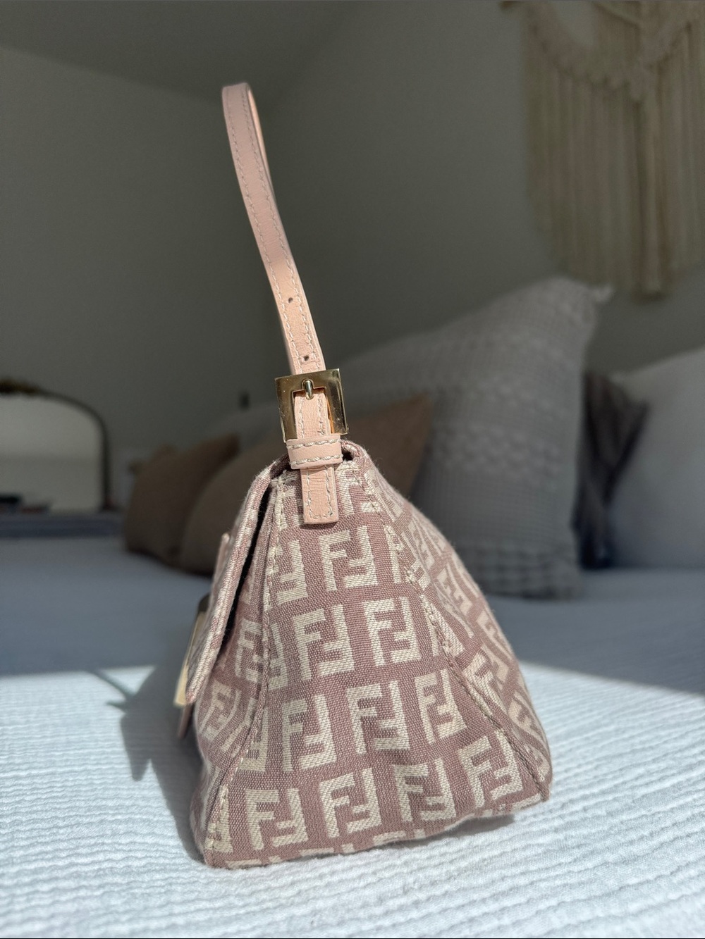 Vintage Fendi Baguette Shoulder Bag | Rare Y2K, Authentic w/ COA - Picture 6 of 15